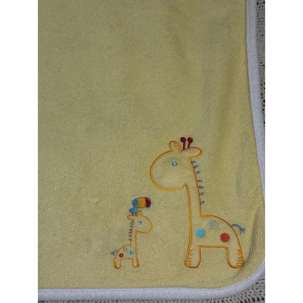 Child of Mine by Carters Yellow Fleece Baby Blanket Giraffe Embroidery squeaktoy